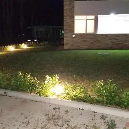 Reina With Private Garden At Lura 2, Gjiri Lalzit Fushe-Drac